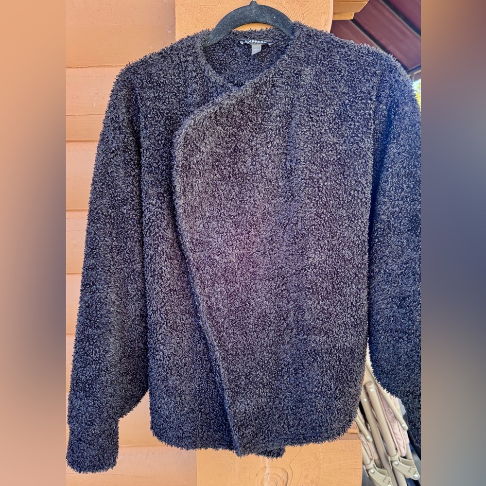 BUNDLE Express Cream & Black Sherpa Jackets - Picture 6 of 16
